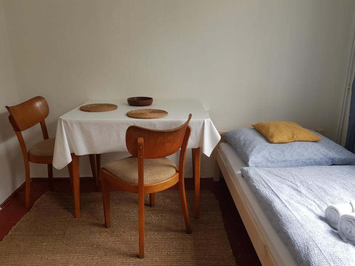 Schupplerova Vila Hostejn Εξωτερικό φωτογραφία